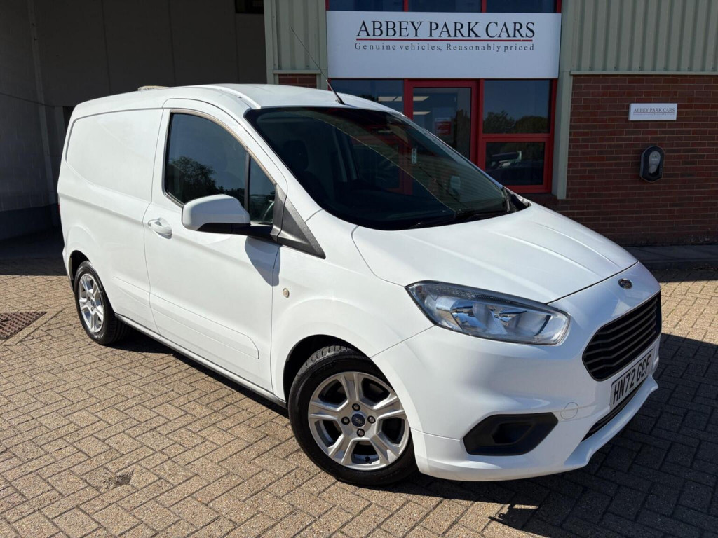 2022 Ford Transit Courier